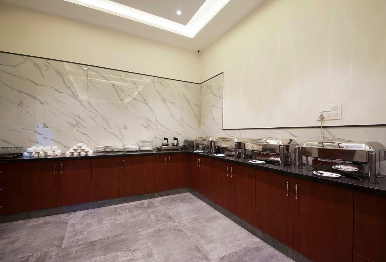 Hotel Z Suites- Delhi Igi Airport New Delhi Exterior foto